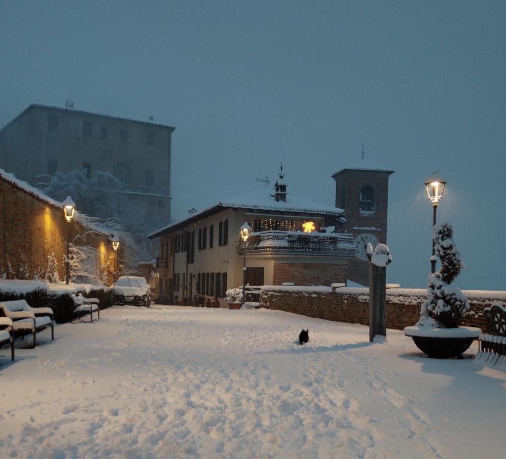 Teresa Al Belvedere Rooms&Holidayapartments Camere&Appartamenti Castellinaldo Exteriör bild