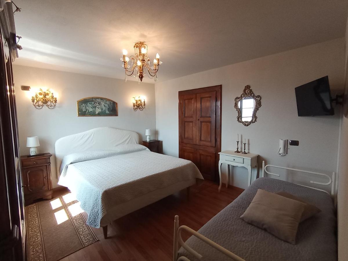Teresa Al Belvedere Rooms&Holidayapartments Camere&Appartamenti Castellinaldo Exteriör bild
