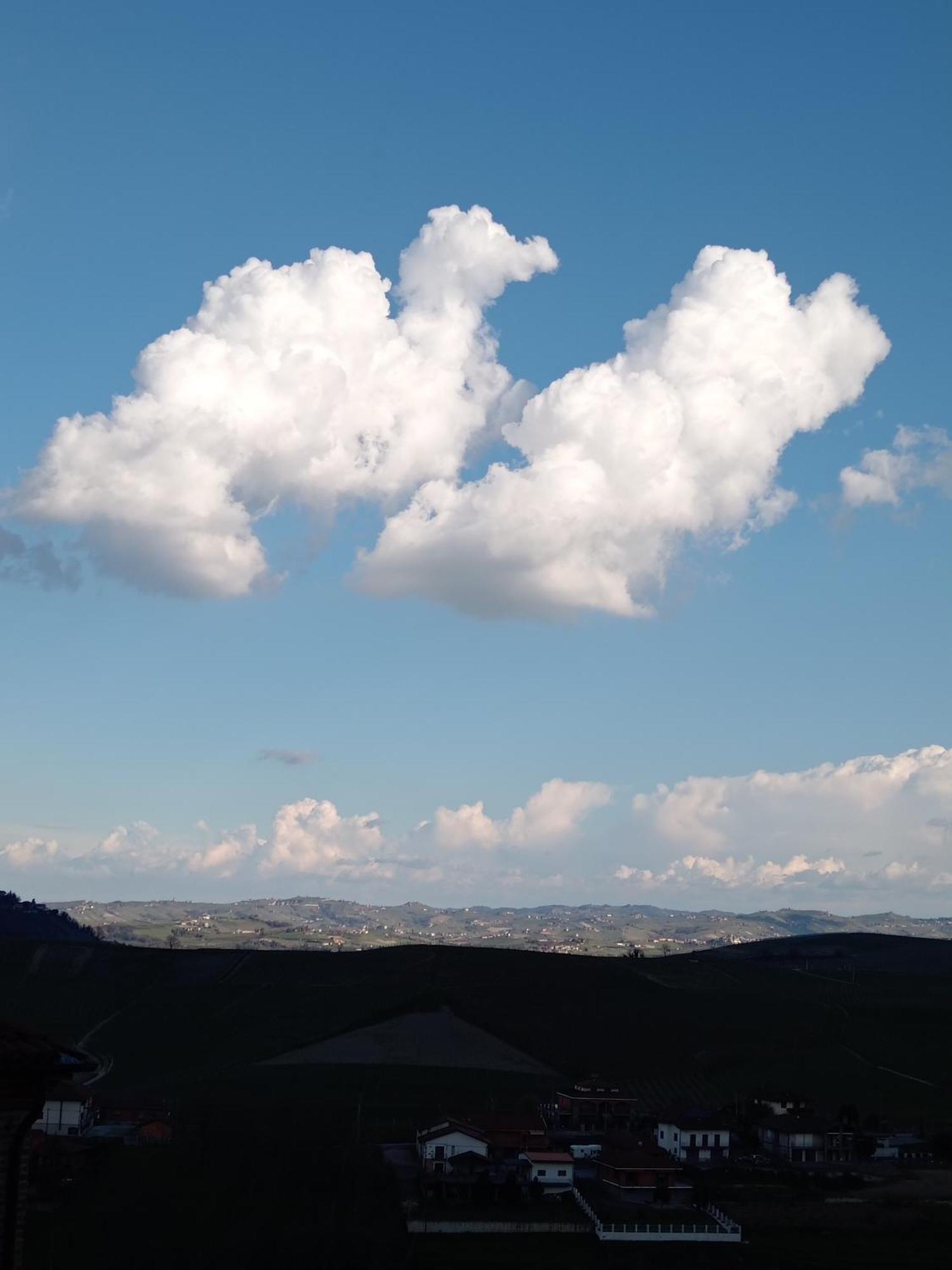 Teresa Al Belvedere Rooms&Holidayapartments Camere&Appartamenti Castellinaldo Exteriör bild